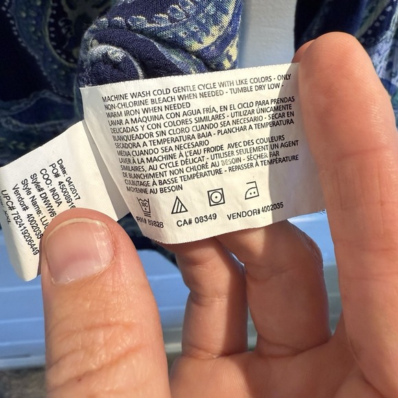 Nine West XL Top Navy/Yellow Paisley Round Neck 3/4 Sleeve Partial Button Front - Picture 13 of 16